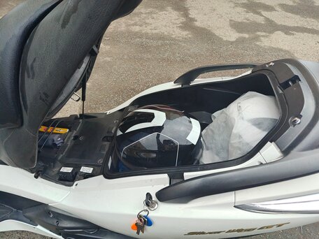 2011 Honda Silver Wing 600, белый, 550000 рублей, вид 3