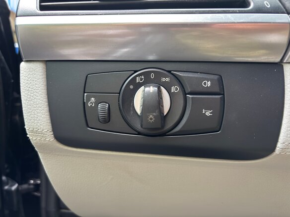 2010 BMW X5 M I (E70), синий, 1900000 рублей - вид 28