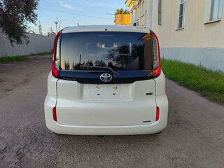 2023 Toyota Sienta III, белый, 1450000 рублей, вид 4