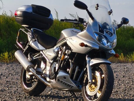 2002 Suzuki Bandit 1200, серебристый, 380000 рублей, вид 1
