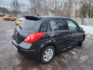 2011 Nissan Tiida I Рестайлинг, чёрный, 660000 рублей, вид 5