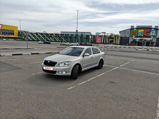 2012 Skoda Octavia II (A5) Рестайлинг, серебристый, 890000 рублей, вид 2