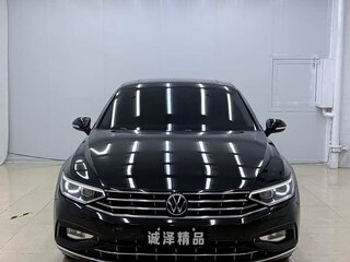 2022 Volkswagen Magotan B8 Рестайлинг, чёрный, 1580000 рублей, вид 2