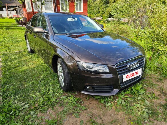 2011 Audi A4 IV (B8), коричневый, 800000 рублей