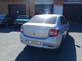 2014 Renault Logan II, серый, 420000 рублей, вид 3