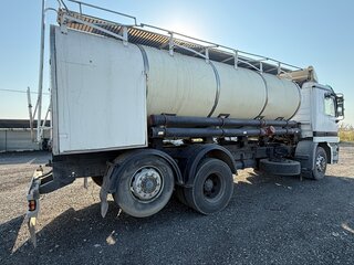 2003 Mercedes-Benz Actros, белый, 3000000 рублей, вид 5