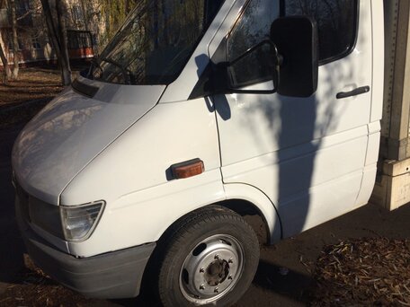 1999 Mercedes-Benz Sprinter, белый, 683339 рублей, вид 2