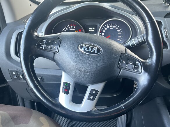 2014 Kia Sportage III Рестайлинг, чёрный, 1275000 рублей - вид 3