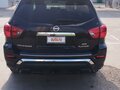 2017 Nissan Pathfinder IV Рестайлинг, чёрный, 2000000 рублей - вид 4