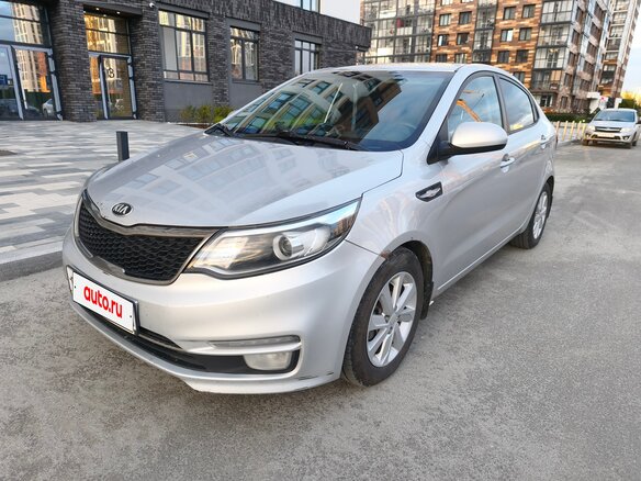 2016 Kia Rio III Рестайлинг, серый, 870000 рублей