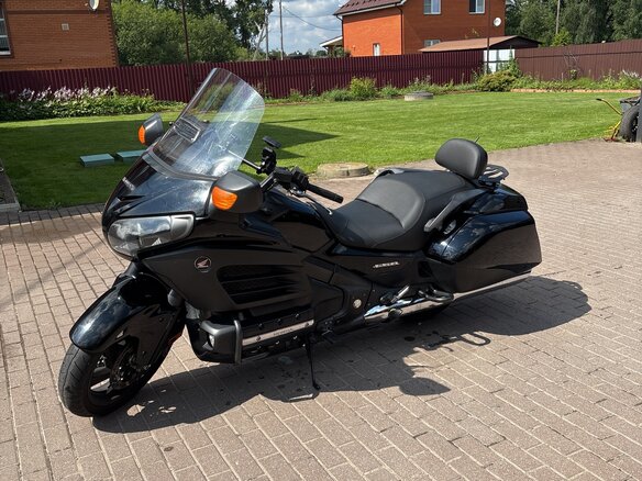 2015 Honda GL 1800 Gold Wing, чёрный, 1235000 рублей