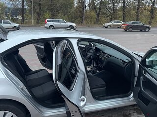 2014 Skoda Octavia III (A7), серебристый, 1000000 рублей, вид 5
