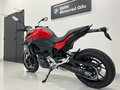 2024 BMW F 900 R, красный, 1160000 рублей - вид 3