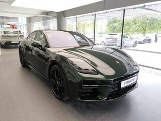 2025 Porsche Panamera 4 III, зелёный, 19000000 рублей, вид 3