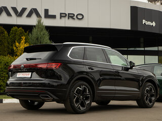 2026 Volkswagen Touareg III Рестайлинг, чёрный, 12285000 рублей, вид 4