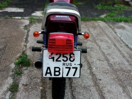 1982 Suzuki GSX 250, красный, 250000 рублей, вид 4