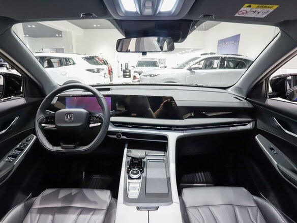 2024 Changan CS75 Plus III, чёрный - вид 16