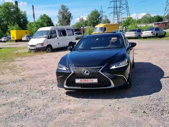 2020 Lexus ES 250 VII, чёрный, 3800000 рублей - вид 1