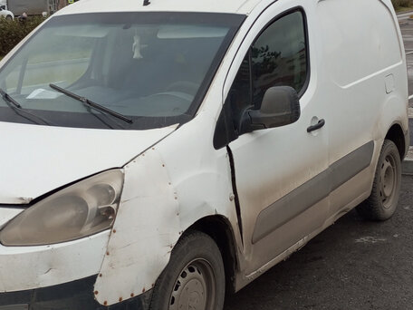 2012 Peugeot Partner, белый, 350000 рублей, вид 4