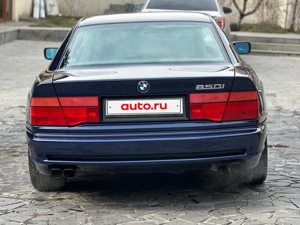 1992 BMW 8 серии 850i I (E31), синий, 15000000 рублей - вид 9