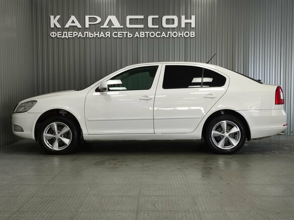 2012 Skoda Octavia II (A5) Рестайлинг, белый - вид 4