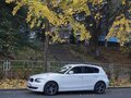2011 BMW 1 серии 116i I (E81/E82/E87/E88) Рестайлинг, белый, 1150000 рублей - вид 4