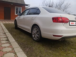 2011 Volkswagen Jetta VI, белый, 990000 рублей, вид 5