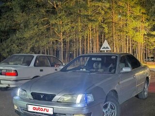 1995 Toyota Vista IV (V40), серебристый, 310000 рублей, вид 2