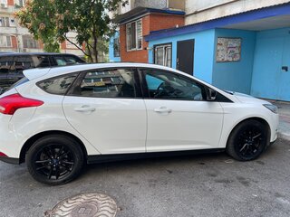 2017 Ford Focus III Рестайлинг, белый, 1100000 рублей, вид 5