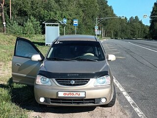 2002 Kia Carens I (RS) Рестайлинг, золотистый, 550000 рублей, вид 5