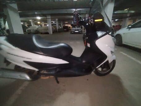 2015 Suzuki Burgman UH 200, белый, 190000 рублей, вид 4