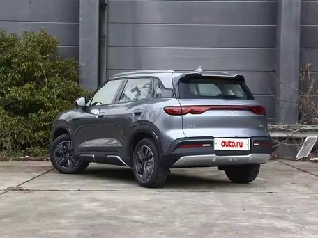 2026 BYD Yuan Up 45.12 kWh, серый, 2150000 рублей, вид 4