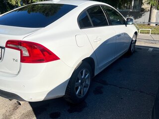2013 Volvo S60 II, белый, 1100000 рублей, вид 4