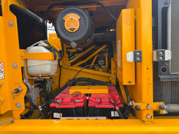 2023 JCB 215, жёлтый, 10490000 рублей - вид 16