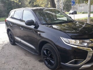 2018 Mitsubishi Outlander III Рестайлинг 2, чёрный, 1790000 рублей, вид 1