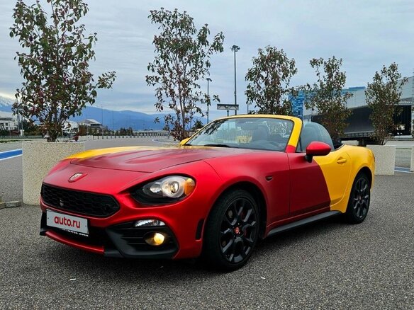 2018 Fiat 124 Spider I, чёрный, 2370000 рублей
