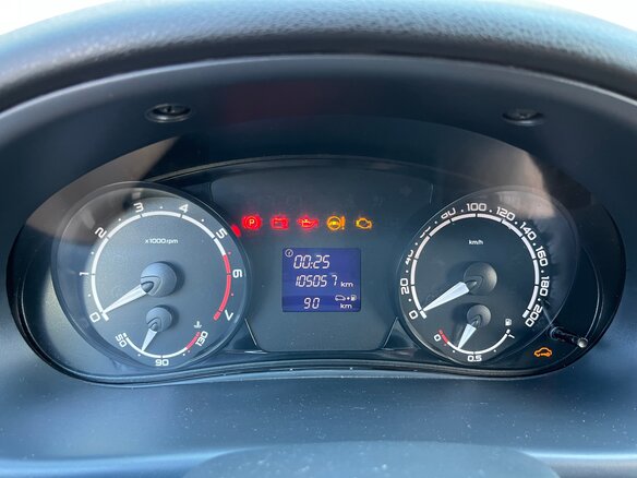 2015 Lada (ВАЗ) Priora I Рестайлинг, чёрный, 670000 рублей - вид 5