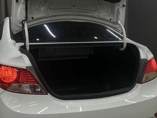 2012 Hyundai Solaris I, белый, 759999 рублей, вид 5