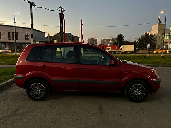 2007 Ford Fusion I Рестайлинг, красный, 460000 рублей - вид 6