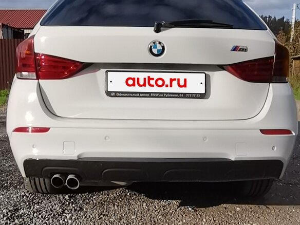 2014 BMW X1 20i I (E84) Рестайлинг, белый, 2700000 рублей - вид 4