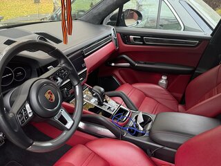 2019 Porsche Cayenne Turbo III, чёрный, 12200000 рублей, вид 3