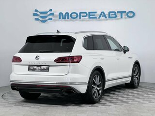 2020 Volkswagen Touareg III, белый, 4269000 рублей, вид 5