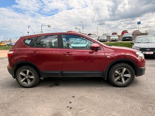 2010 Nissan Qashqai I Рестайлинг, красный, 800000 рублей, вид 2