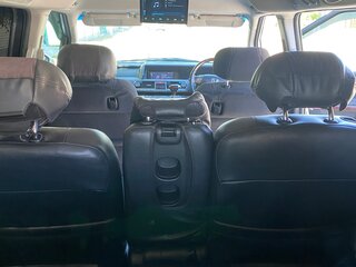 2006 Honda Elysion I, белый, 1200000 рублей, вид 5