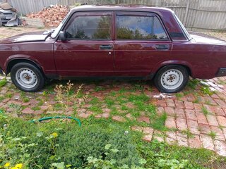2008 Lada (ВАЗ) 2107, пурпурный, 110000 рублей, вид 4