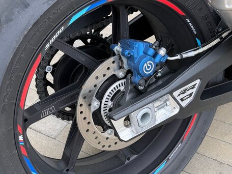 2025 BMW S 1000 RR, белый, 2300000 рублей, вид 2