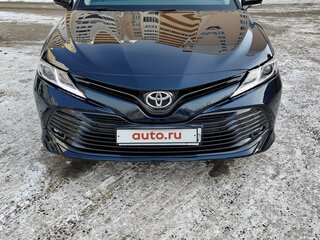 2019 Toyota Camry VIII (XV70), синий, 3000000 рублей, вид 1