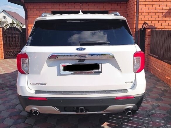 2020 Ford Explorer VI, белый, 3700000 рублей - вид 2