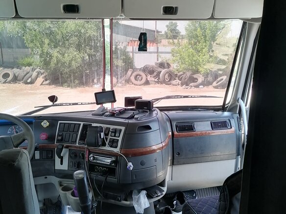 2003 Volvo VNL, белый, 1650000 рублей - вид 15