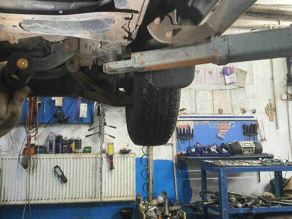 2005 Ford Explorer III, чёрный, 855000 рублей - вид 19